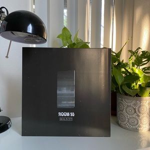 Room 93 Halsey Vinyl, Urban Outfitters Exclusive